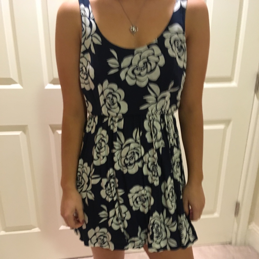 Abercrombie & Fitch Navy Blue and White Floral Mini Dress